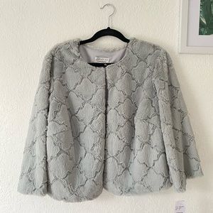 Gray plus size 1X shrug